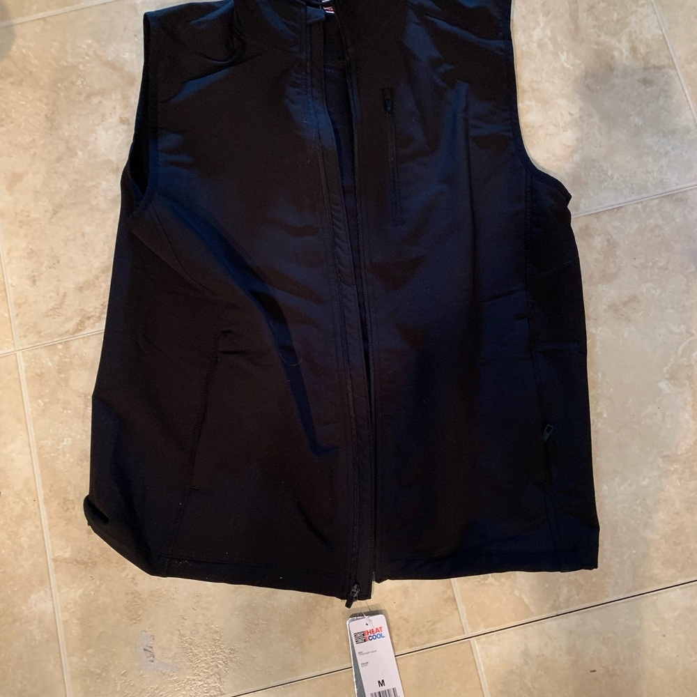 Brand New with tags 32 degree Heat Vest. Size Medium